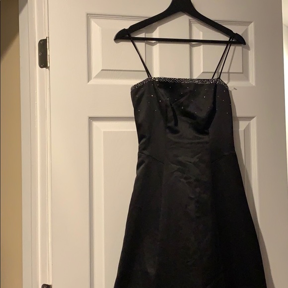 Black Gown with Stones - Picture 4 of 8